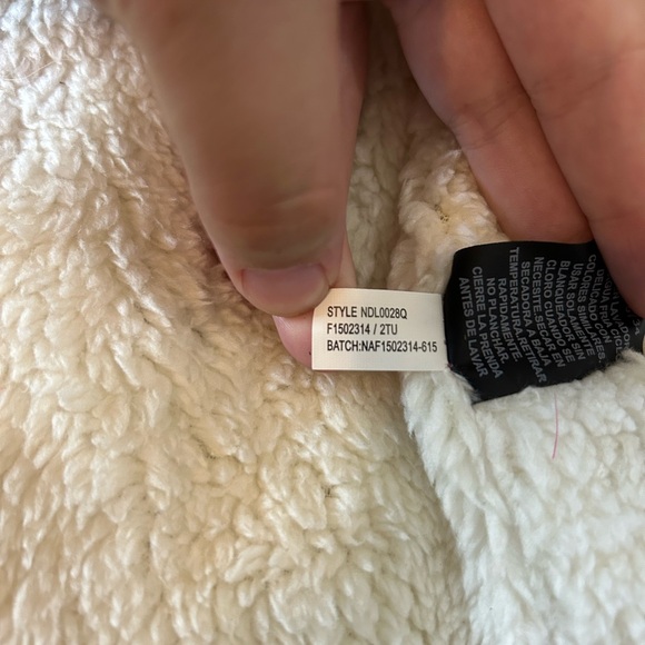 Nautica Vest Girls Size 12 Pink Gold Dotted Puffer Button Full Zip Sherpa Lined - Picture 6 of 10